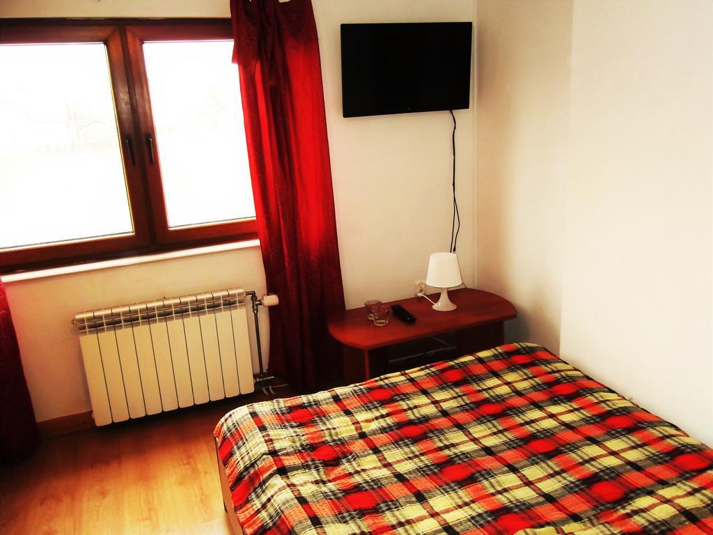 Dworek W Zieleni Varsóvia Quarto foto