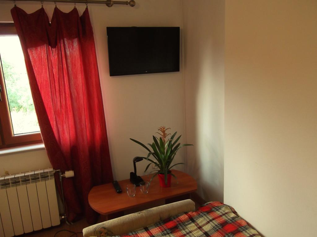 Dworek W Zieleni Varsóvia Quarto foto